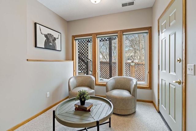 10725 Cambridge Court, Burnsville, MN 55337