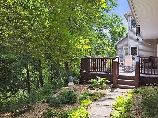 10725 Cambridge Court, Burnsville, MN 55337