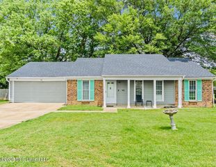 3880 Ivanhoe Drive, Horn Lake, MS 38637