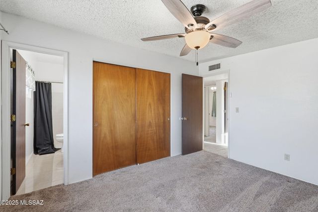 9571 E 33rd Street, Tucson, AZ 85748