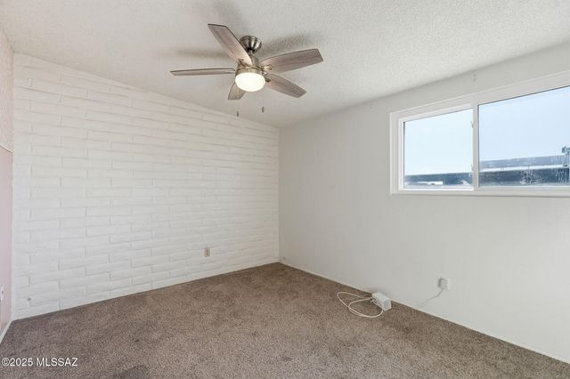 9571 E 33rd Street, Tucson, AZ 85748