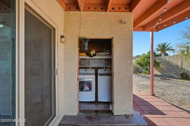 9571 E 33rd Street, Tucson, AZ 85748