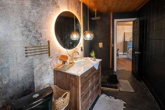 6407 N 25th Street, Ozark, MO 65721