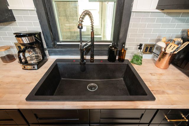 6407 N 25th Street, Ozark, MO 65721