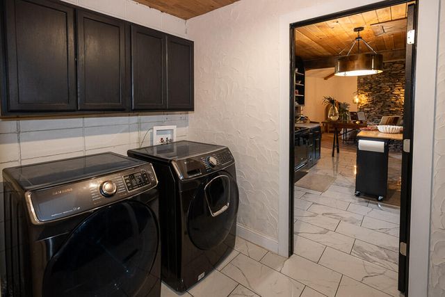 6407 N 25th Street, Ozark, MO 65721