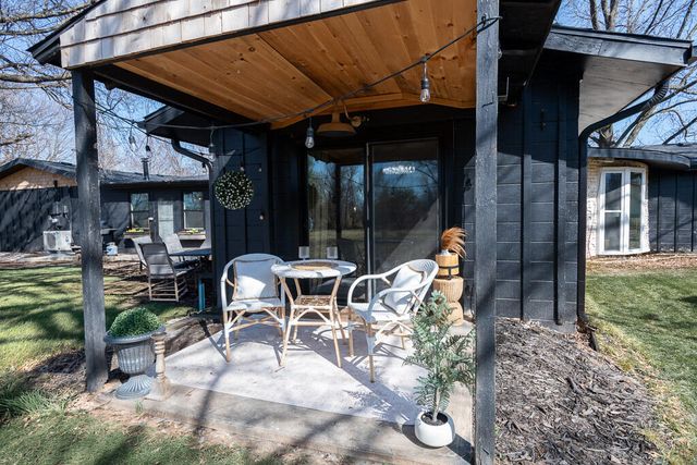 6407 N 25th Street, Ozark, MO 65721