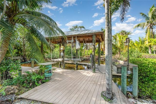 7171 Coca Sabal LN, Fort Myers, FL 33908