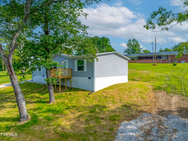 1826 Loop Road, Lafollette, TN 37766