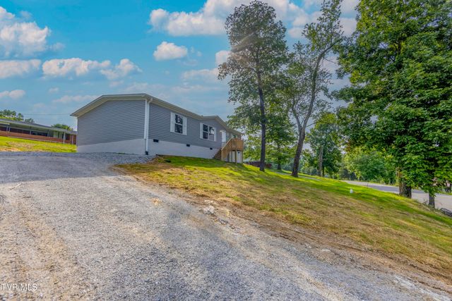 1826 Loop Road, Lafollette, TN 37766