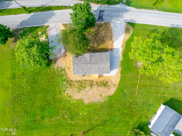 1826 Loop Road, Lafollette, TN 37766