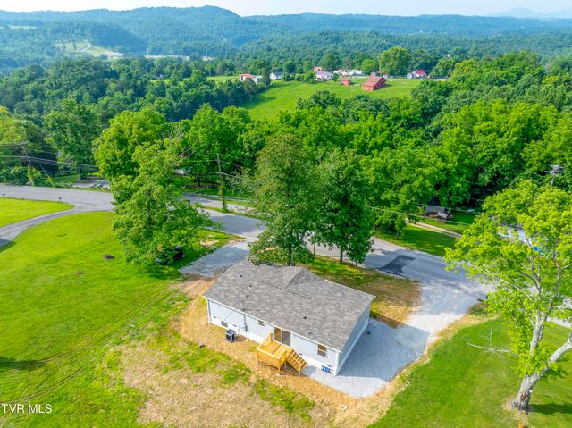 1826 Loop Road, Lafollette, TN 37766