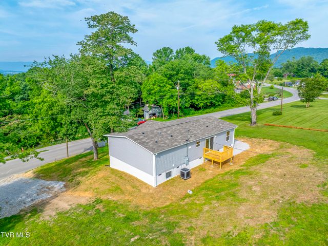 1826 Loop Road, Lafollette, TN 37766