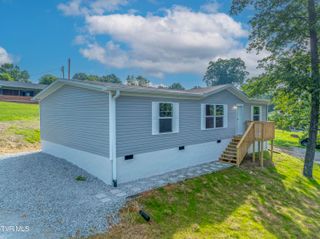 1826 Loop Road, Lafollette, TN 37766
