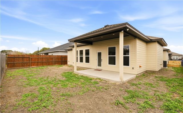 11517 Willow Weep Dr, Corpus Christi, TX 78410