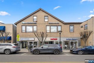 215 Main Street, Fort Lee, NJ 07024