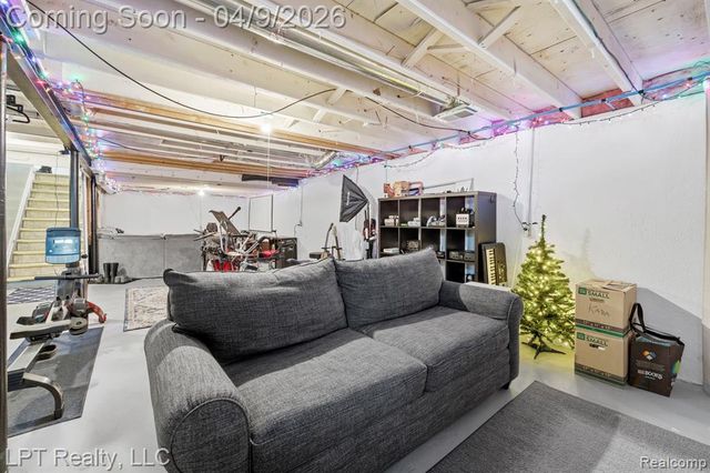 7970 Alton Street, Canton, MI 48187