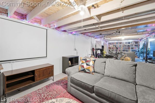 7970 Alton Street, Canton, MI 48187