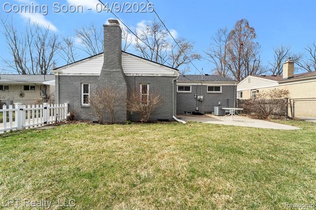 7970 Alton Street, Canton, MI 48187