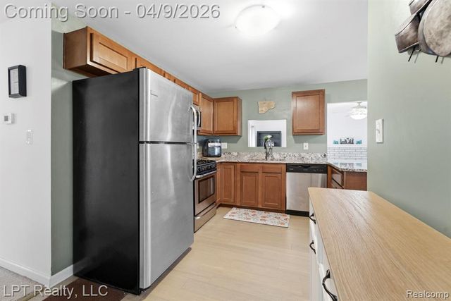 7970 Alton Street, Canton, MI 48187