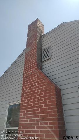 2728 Sharon Drive, Omaha, NE 68112
