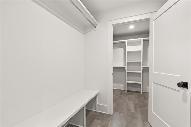 7407 Indian Creek Rd, Nashville, TN 37209