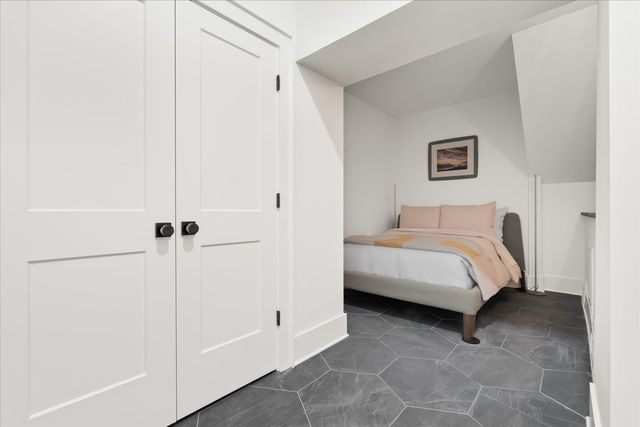 7407 Indian Creek Rd, Nashville, TN 37209