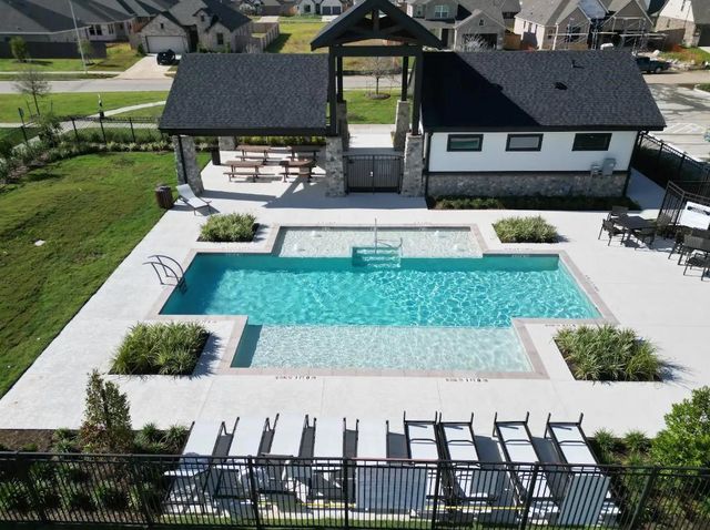 21807 Pecan Bluff Drive, Waller, TX 77484