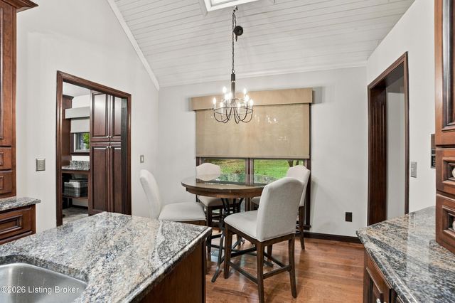 627 Maple Dr, Elizabethtown, KY 42701