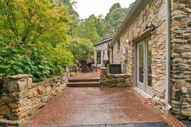 627 Maple Dr, Elizabethtown, KY 42701