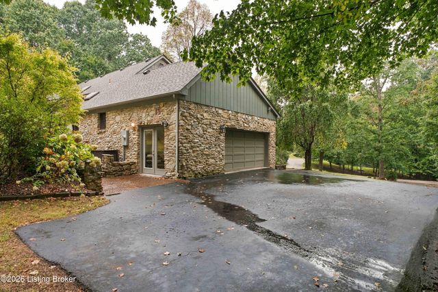 627 Maple Dr, Elizabethtown, KY 42701