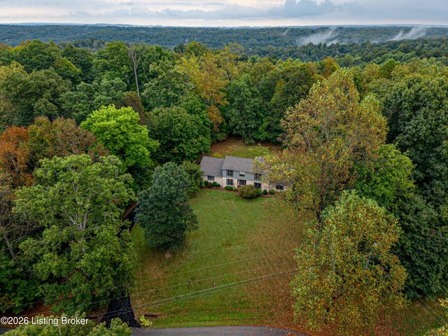 627 Maple Dr, Elizabethtown, KY 42701