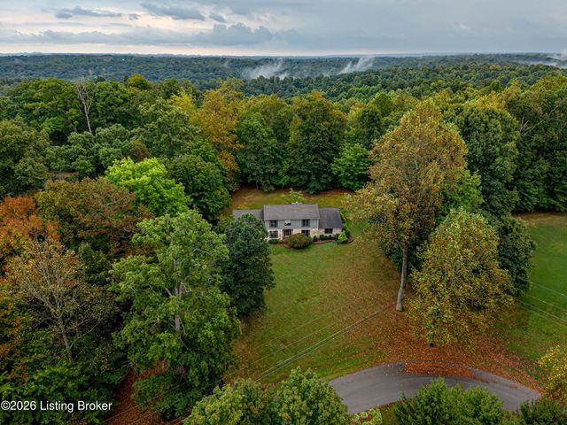 627 Maple Dr, Elizabethtown, KY 42701