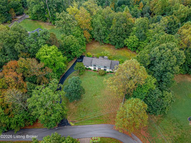 627 Maple Dr, Elizabethtown, KY 42701
