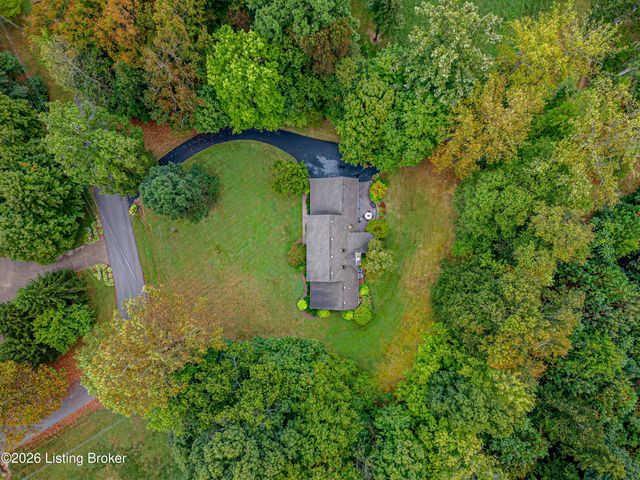627 Maple Dr, Elizabethtown, KY 42701