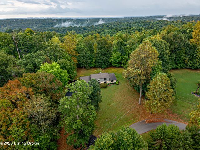 627 Maple Dr, Elizabethtown, KY 42701
