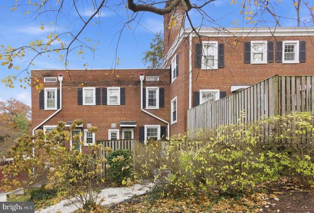 2842 S COLUMBUS ST, Arlington, VA 22206