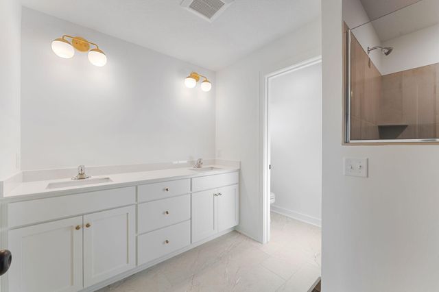 15044 Ardmullivan Lane, Rosemount, MN 55068