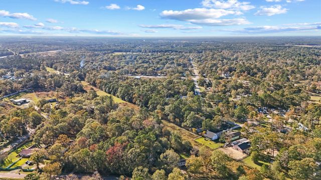 15660 Deer Glen Lane, Conroe, TX 77302