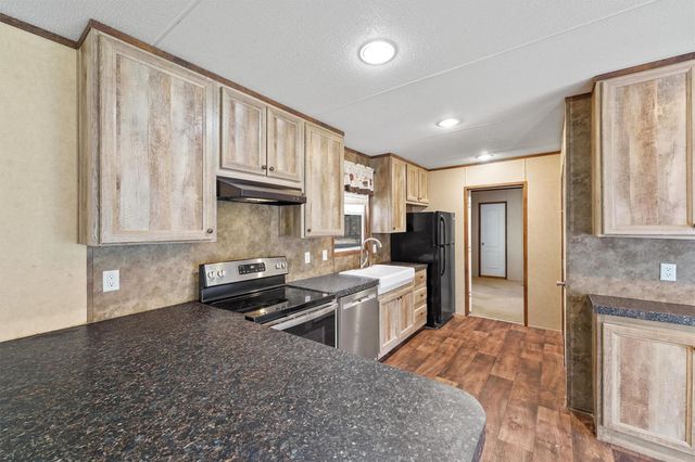 15660 Deer Glen Lane, Conroe, TX 77302