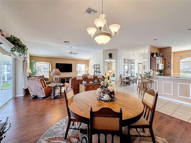 2056 PALO ALTO AVENUE, The Villages, FL 32159