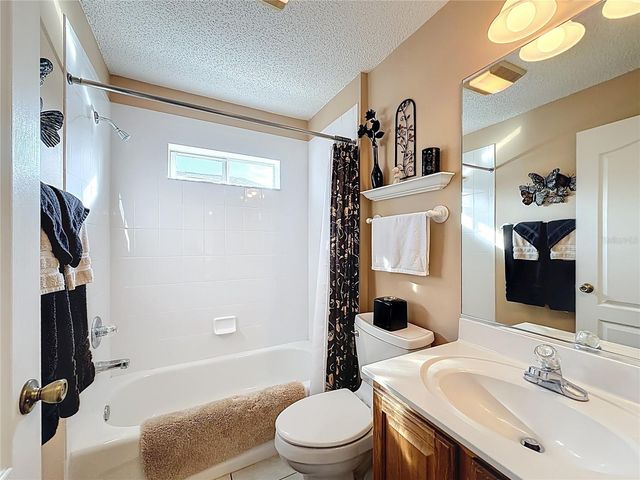 2056 PALO ALTO AVENUE, The Villages, FL 32159