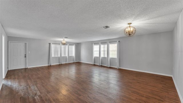 553 VILLA VISTA BOULEVARD, Lakeland, FL 33813