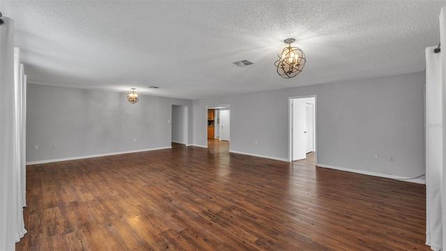 553 VILLA VISTA BOULEVARD, Lakeland, FL 33813