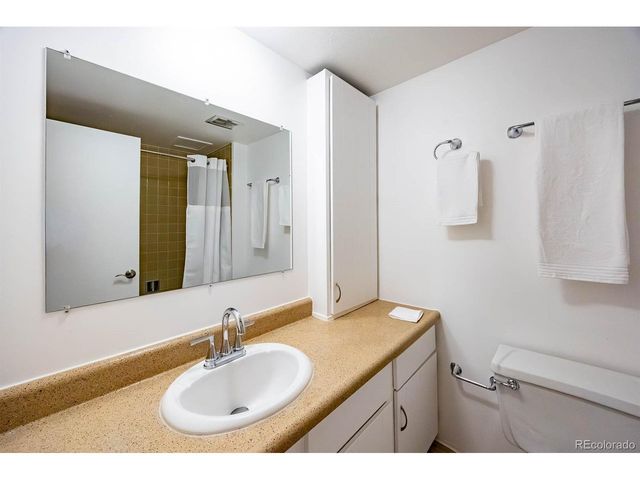 1888 S Jackson St 406, Denver, CO 80210