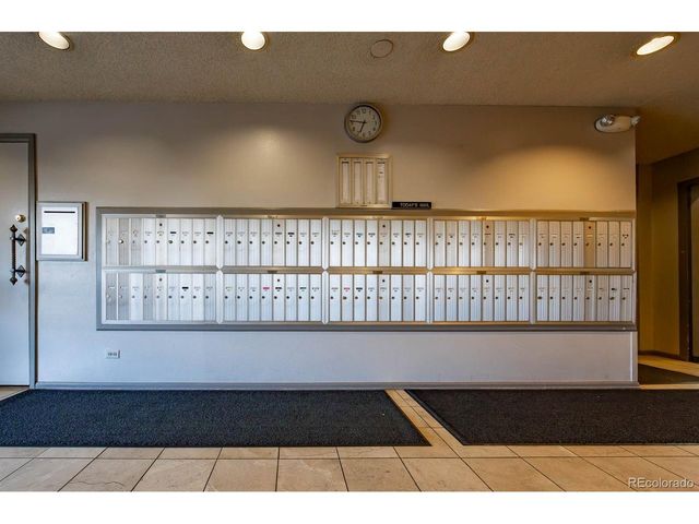 1888 S Jackson St 406, Denver, CO 80210