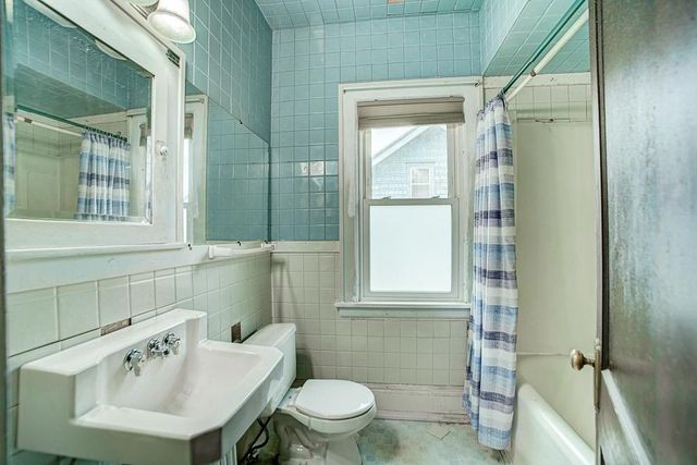 1806 Maryland Avenue E, Saint Paul, MN 55119