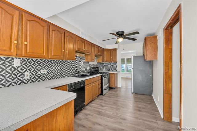 4453 Culver Street, Dearborn Heights, MI 48125