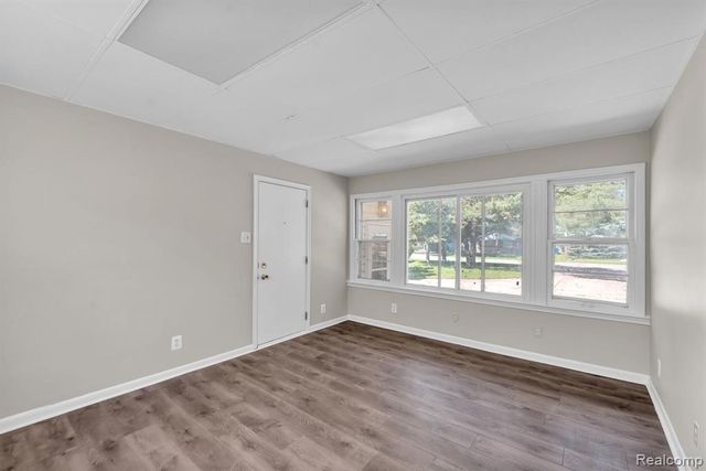 4453 Culver Street, Dearborn Heights, MI 48125
