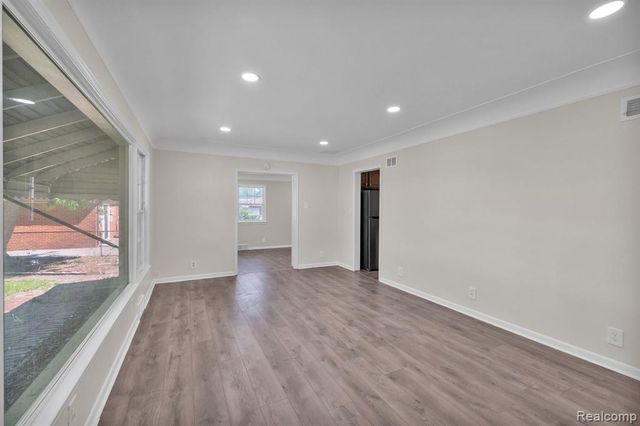 4453 Culver Street, Dearborn Heights, MI 48125