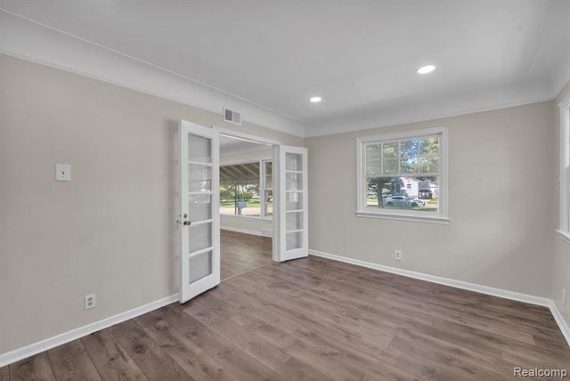 4453 Culver Street, Dearborn Heights, MI 48125